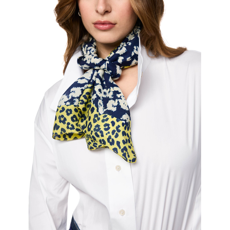 Marccain echarpe bleu 2