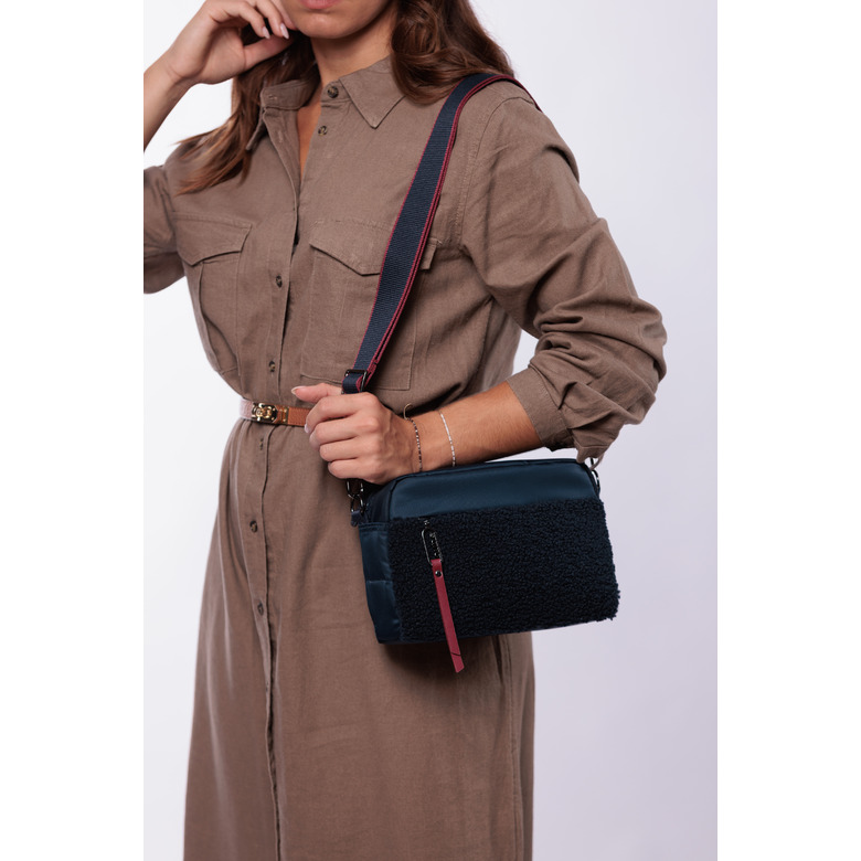 Aube crossbody blue 4
