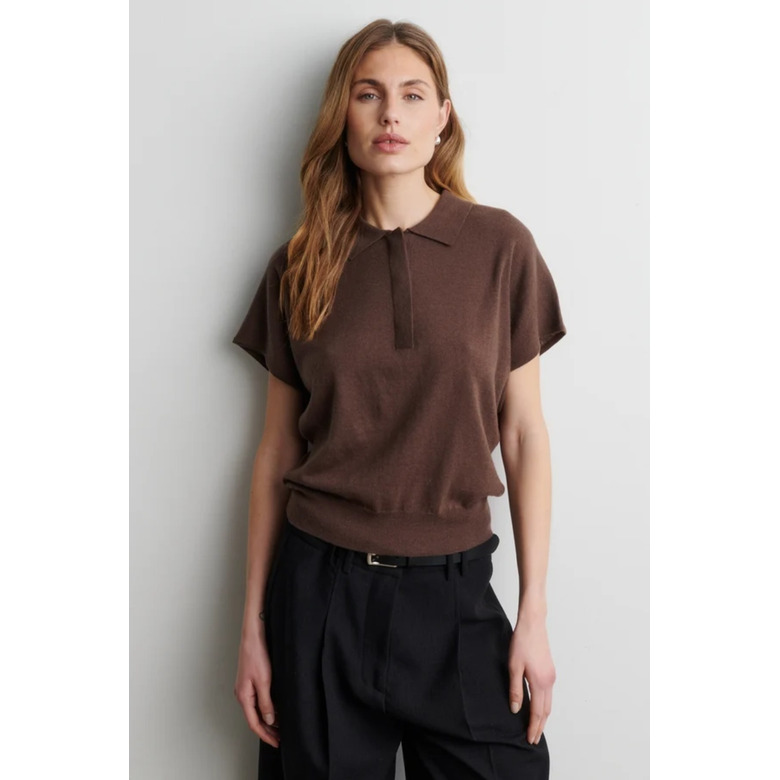 Second Female pullover braun 2