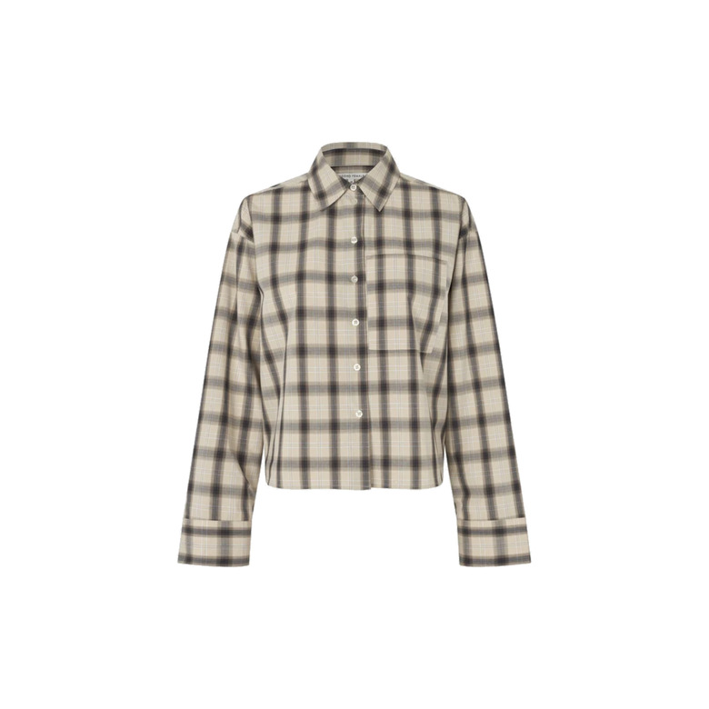 Second Female bluse beige 1