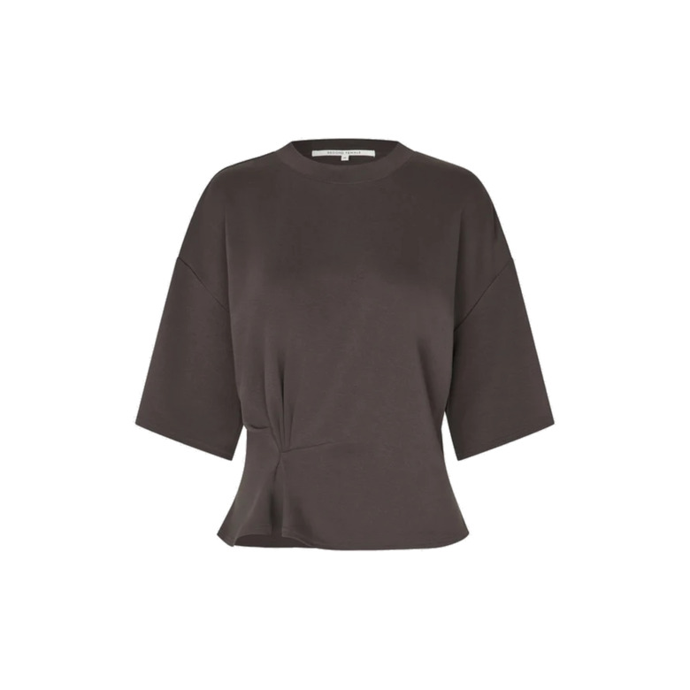 Second Female t-shirt bruin 1