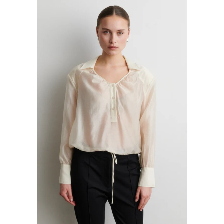 Second Female blouse ecru 2