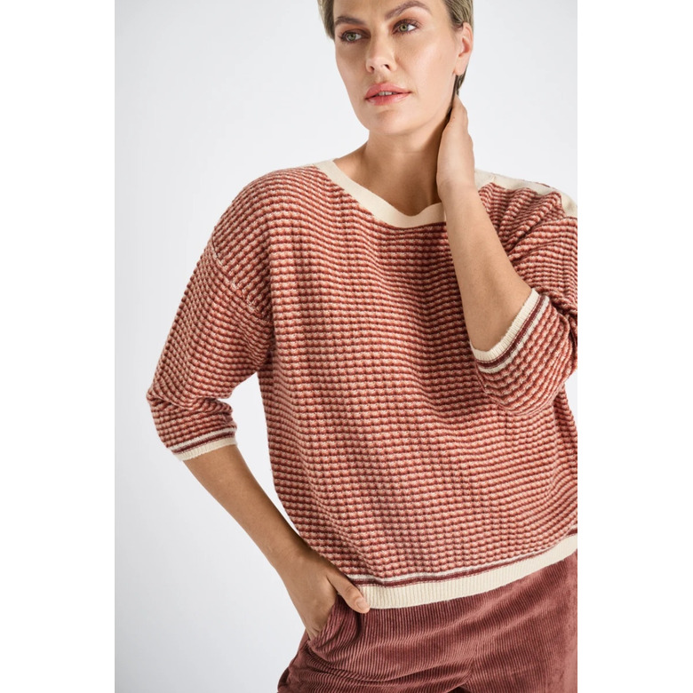 Marie Mero pull rouge 2