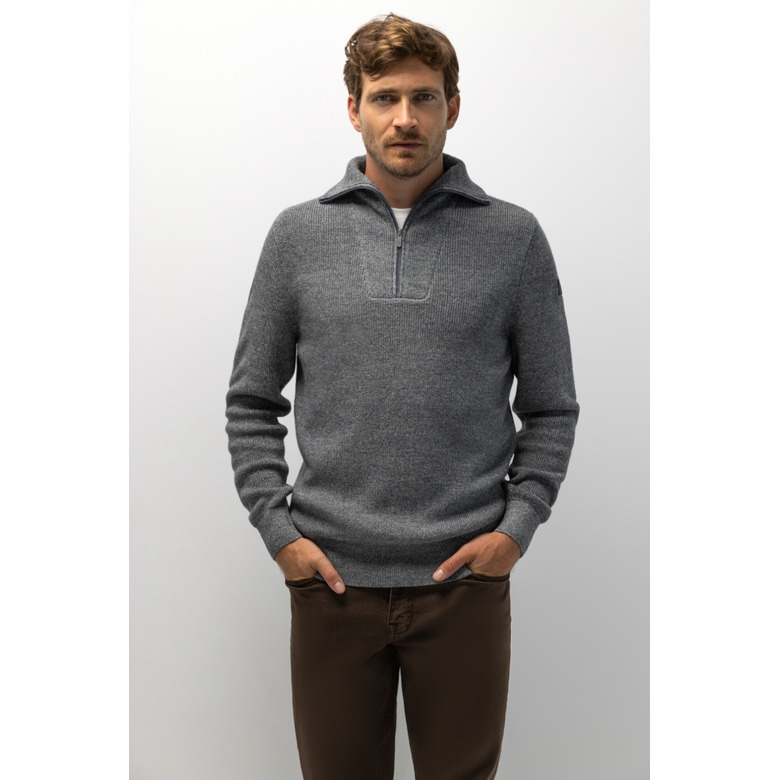 State Of Art pull bleu 2