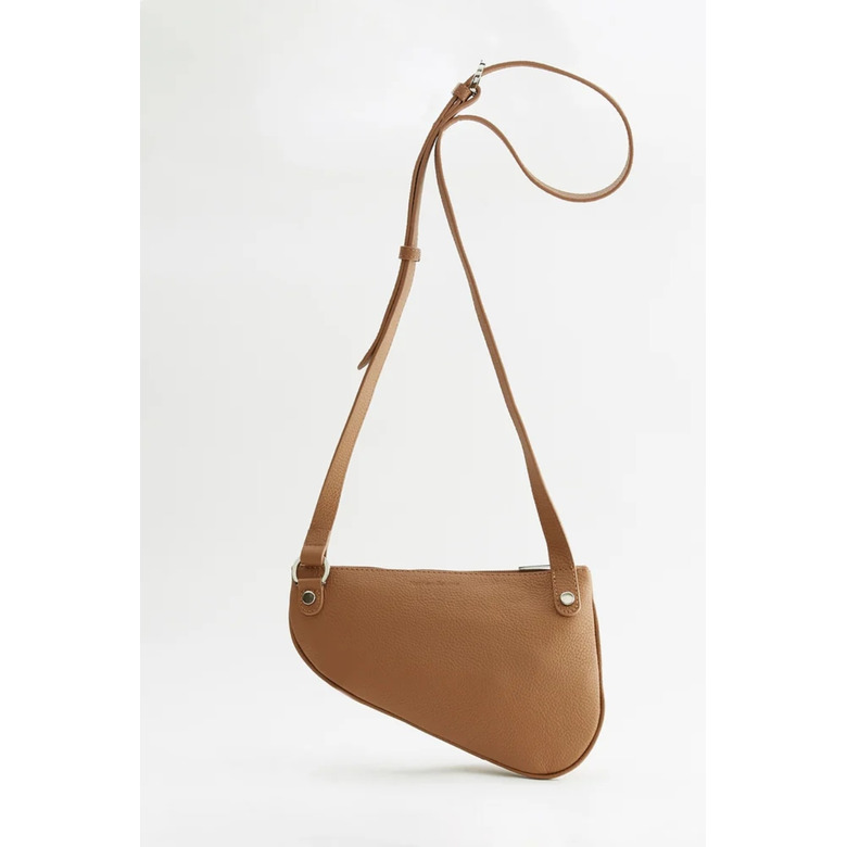 Nathan-baume crossbody bruin 2