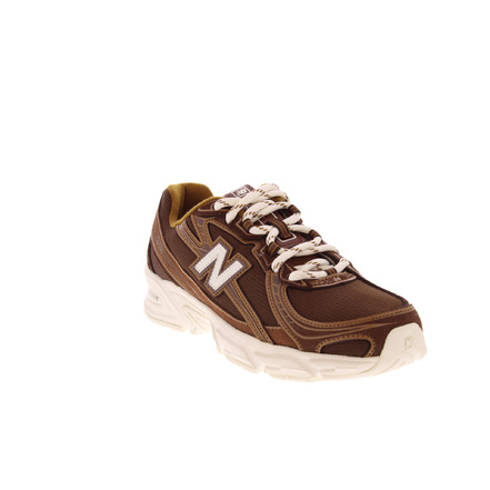 New Balance sneakers bruin