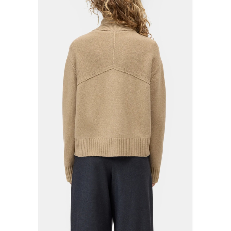 Closed cardigan camel 3