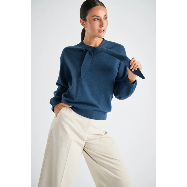 Marie Mero sweater blue 2