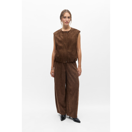 Object vest cognac