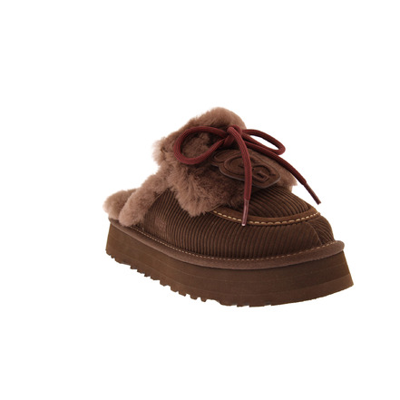 Ugg clogs bruin