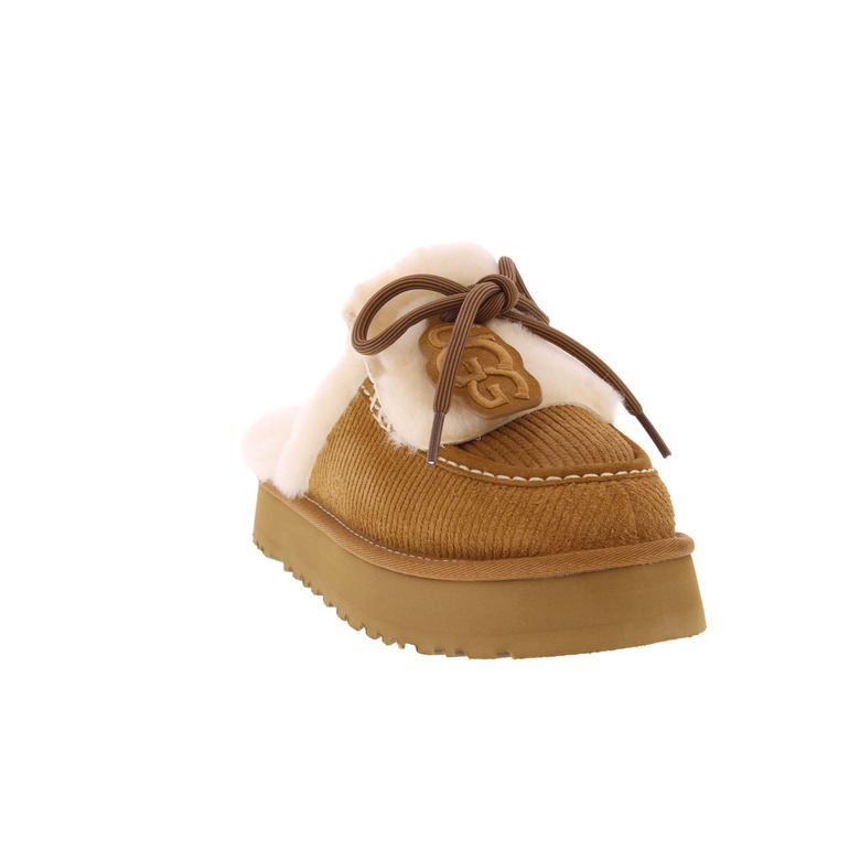 Ugg clogs camel 2