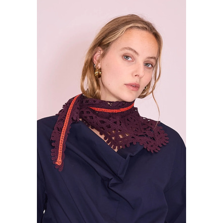 Nathalie Vleeschouwer scarf violet
