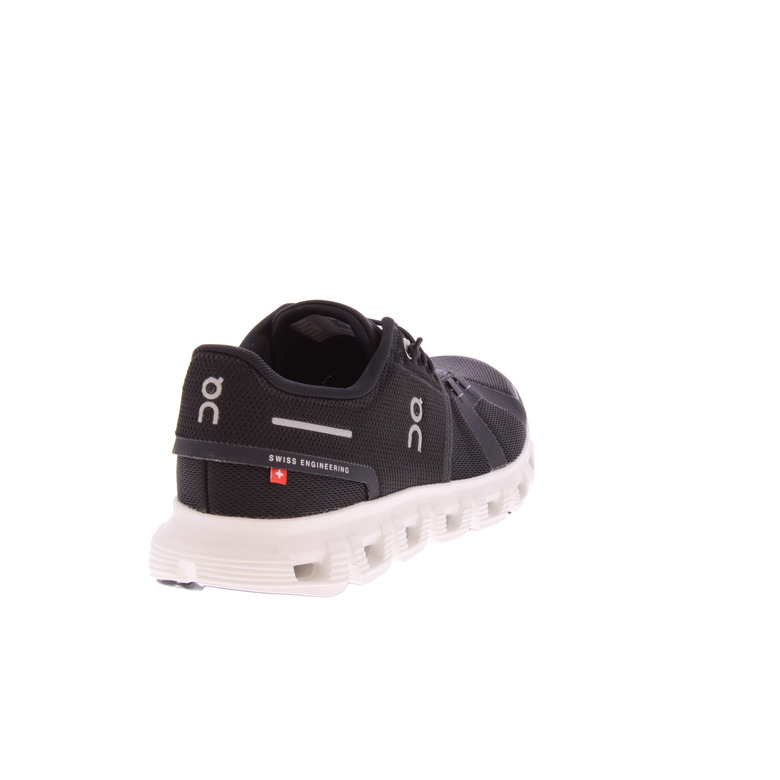 On Running sneakers zwart 4
