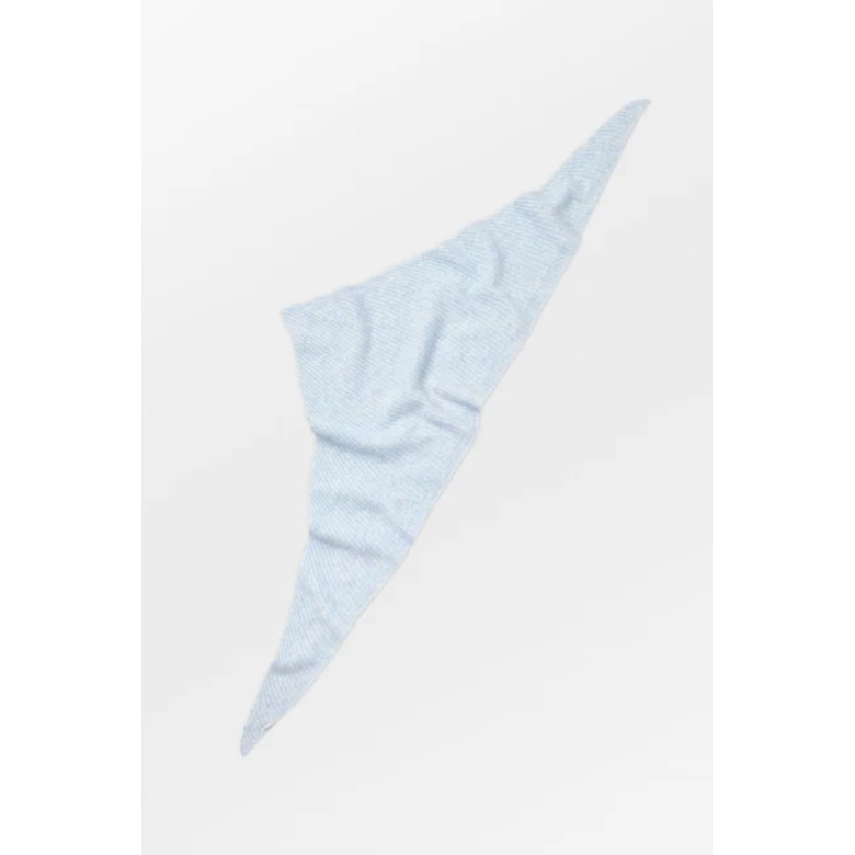 Beck Sondergaard echarpe bleu 2