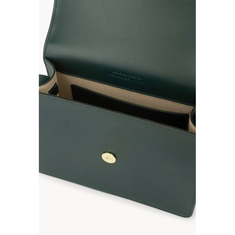 Atelier Content crossbody green 4