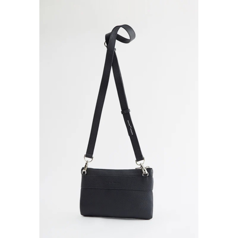 Nathan-baume crossbody bruin 3