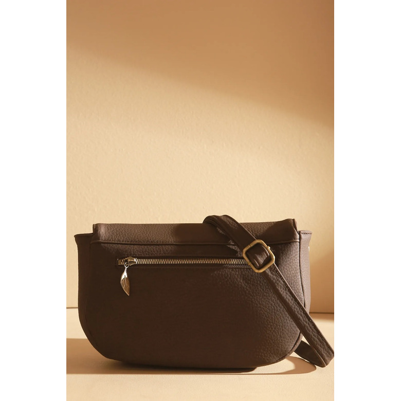 Woomen Vegan crossbody bruin 3