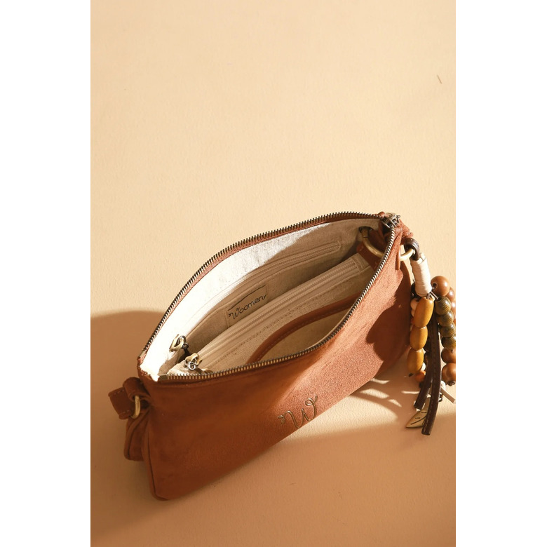 Woomen Vegan crossbody camel 4
