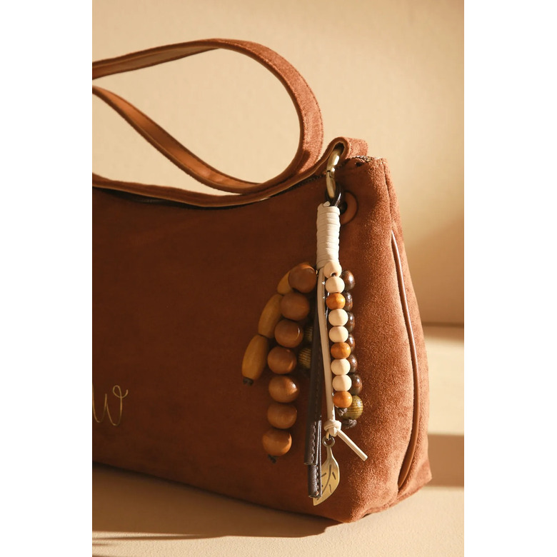 Woomen Vegan crossbody camel 3
