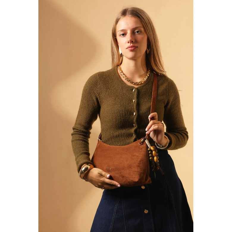 Woomen Vegan crossbody camel 5