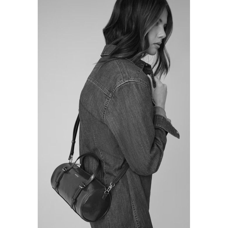 Guess handtas zwart 3