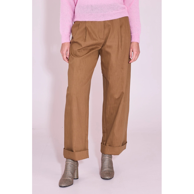 Nathalie Vleeschouwer hose cognac 2