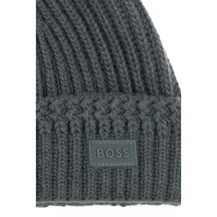 Boss hat green