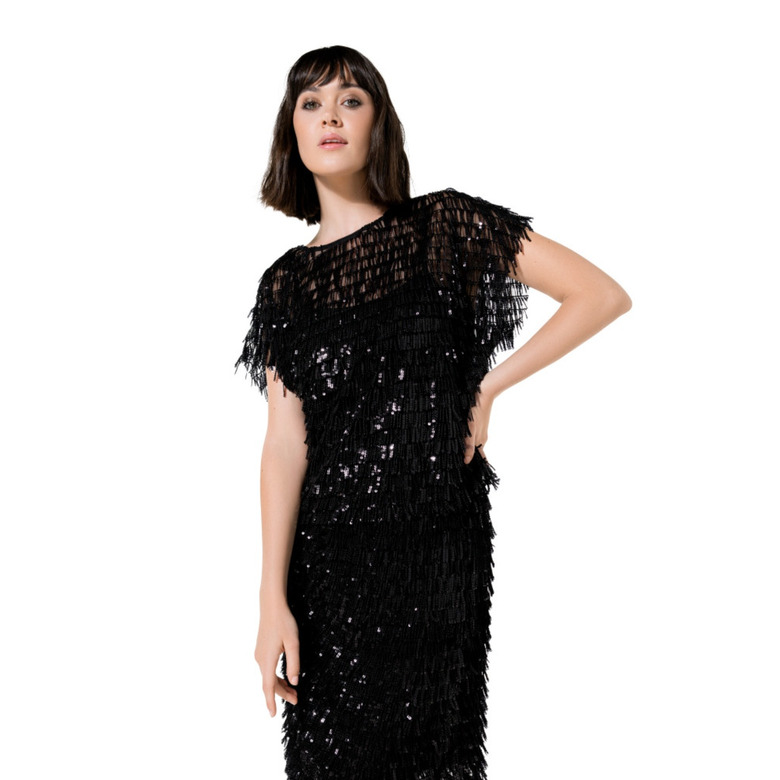 Caroline Biss chemisier noir 2